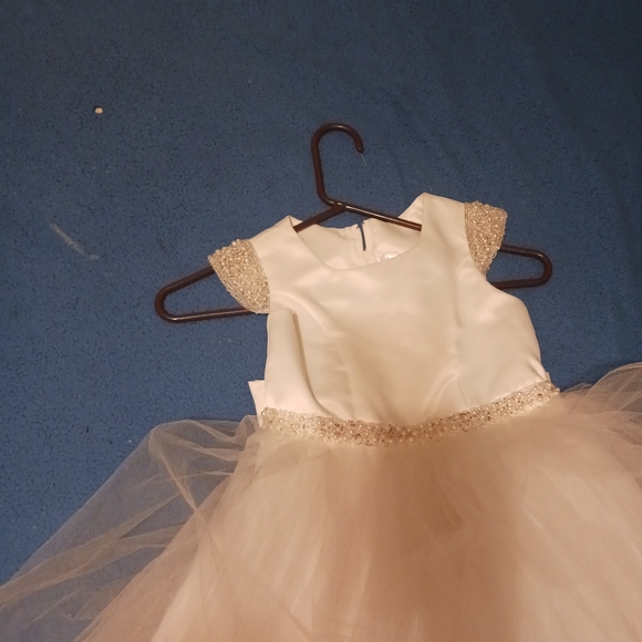 Virginia of the Quadalupe - Picture 4 of 5